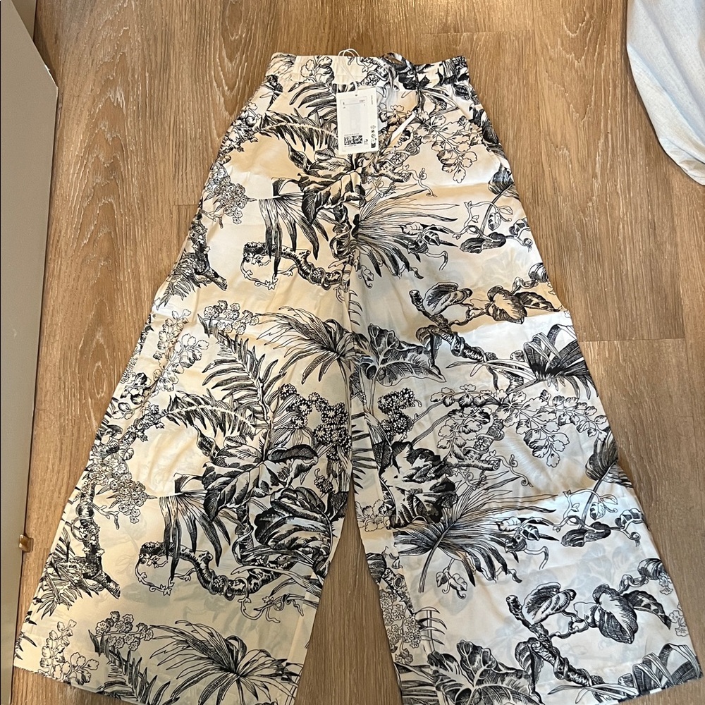 COS NWT Botanical Floral Pants NWT EVERYTHING MUST GO HEMMED FOR PETITE HEIGHT